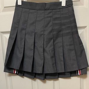 NWOT TB style skirt